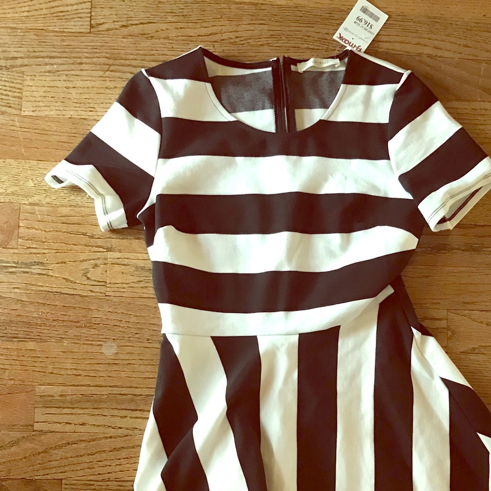 Black and white flared short dress